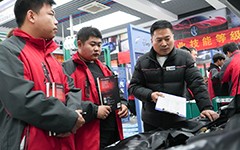 聚焦实战教学，共探教育新径 | 我校新能源汽车专业开展教学公开课